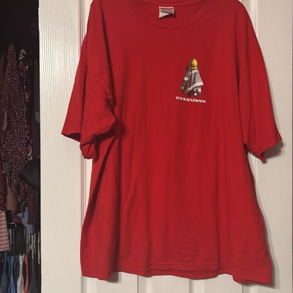 Gildan Red Heavyweight Cotton T-Shirt firefighting tools of trade size 2XL - Picture 1 of 6